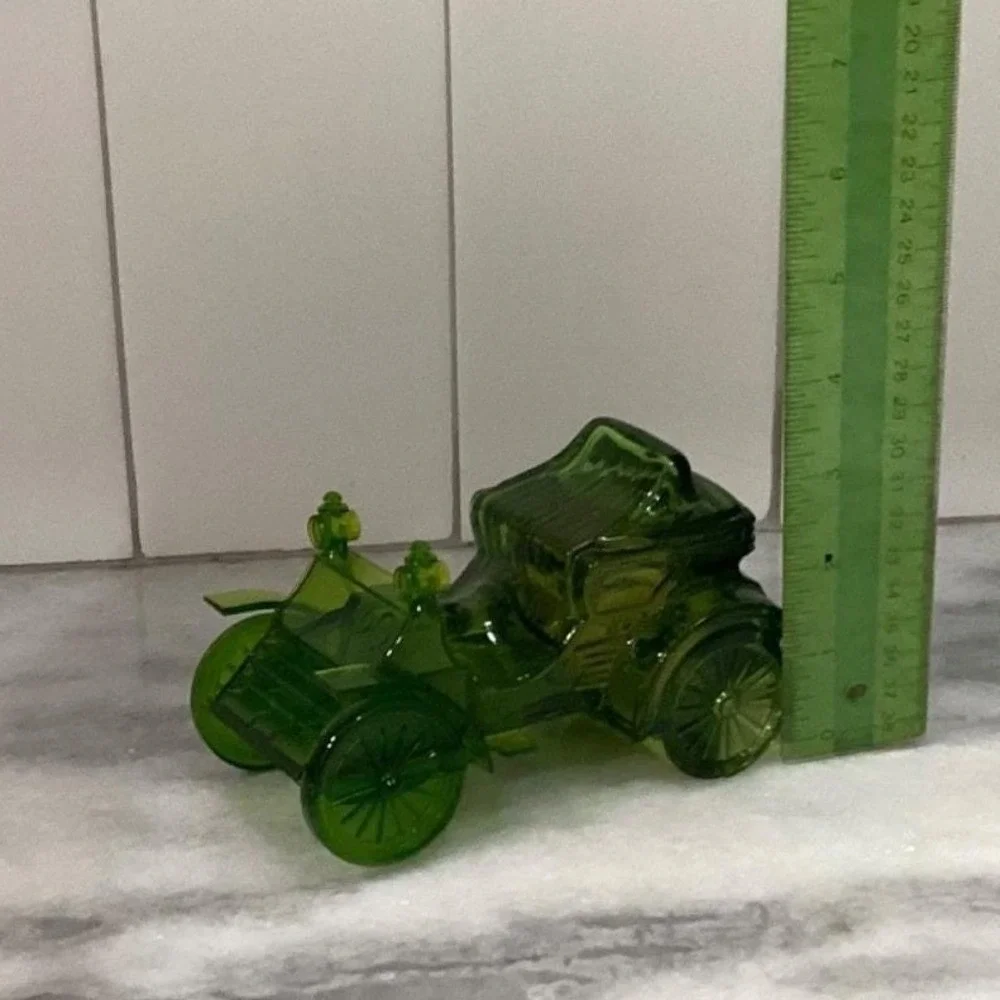 Avon Windjammer Aftershave‎ Bottle, 5 Fluid Ounces, Vintage Green Glassware